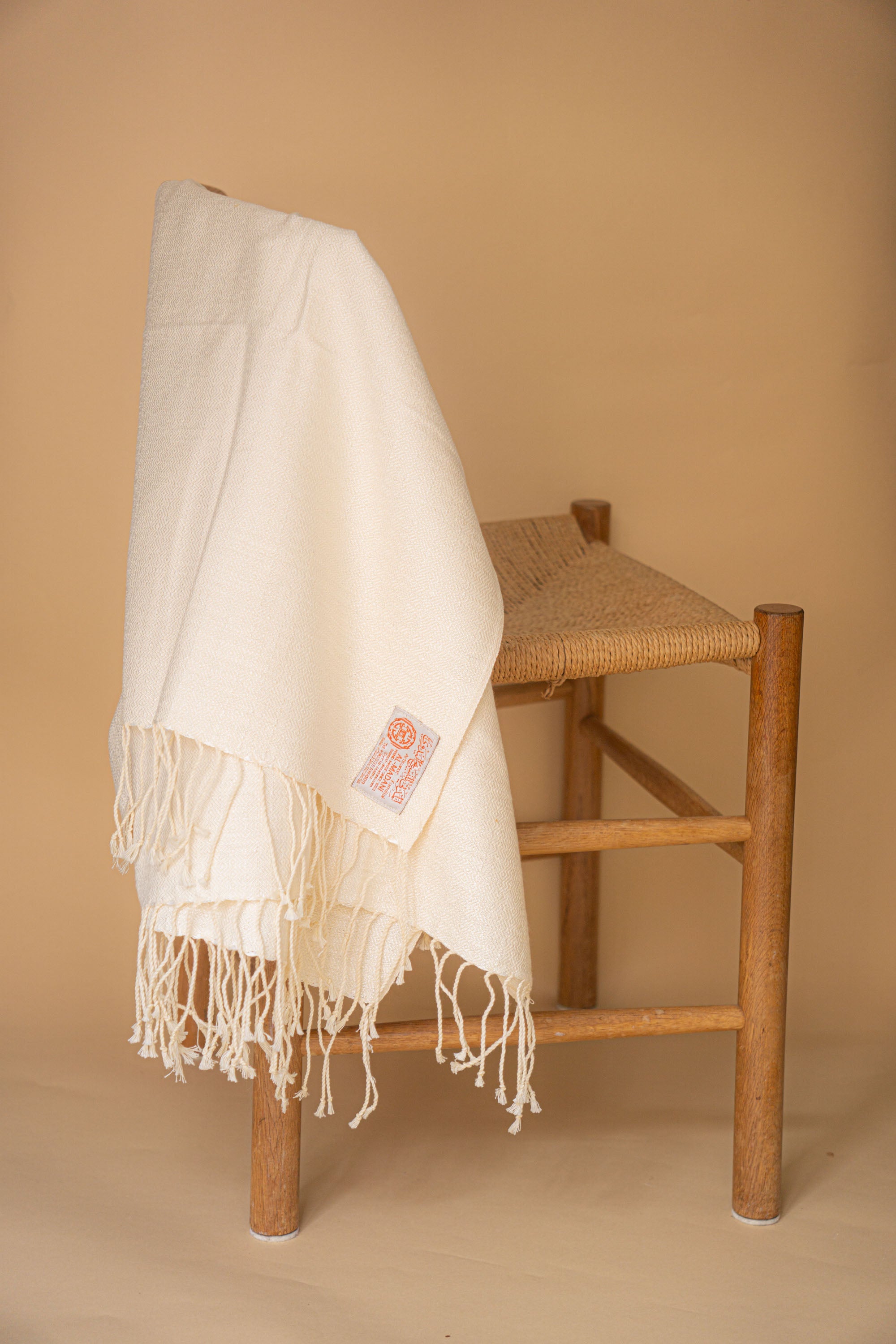 Handwoven thin carpet