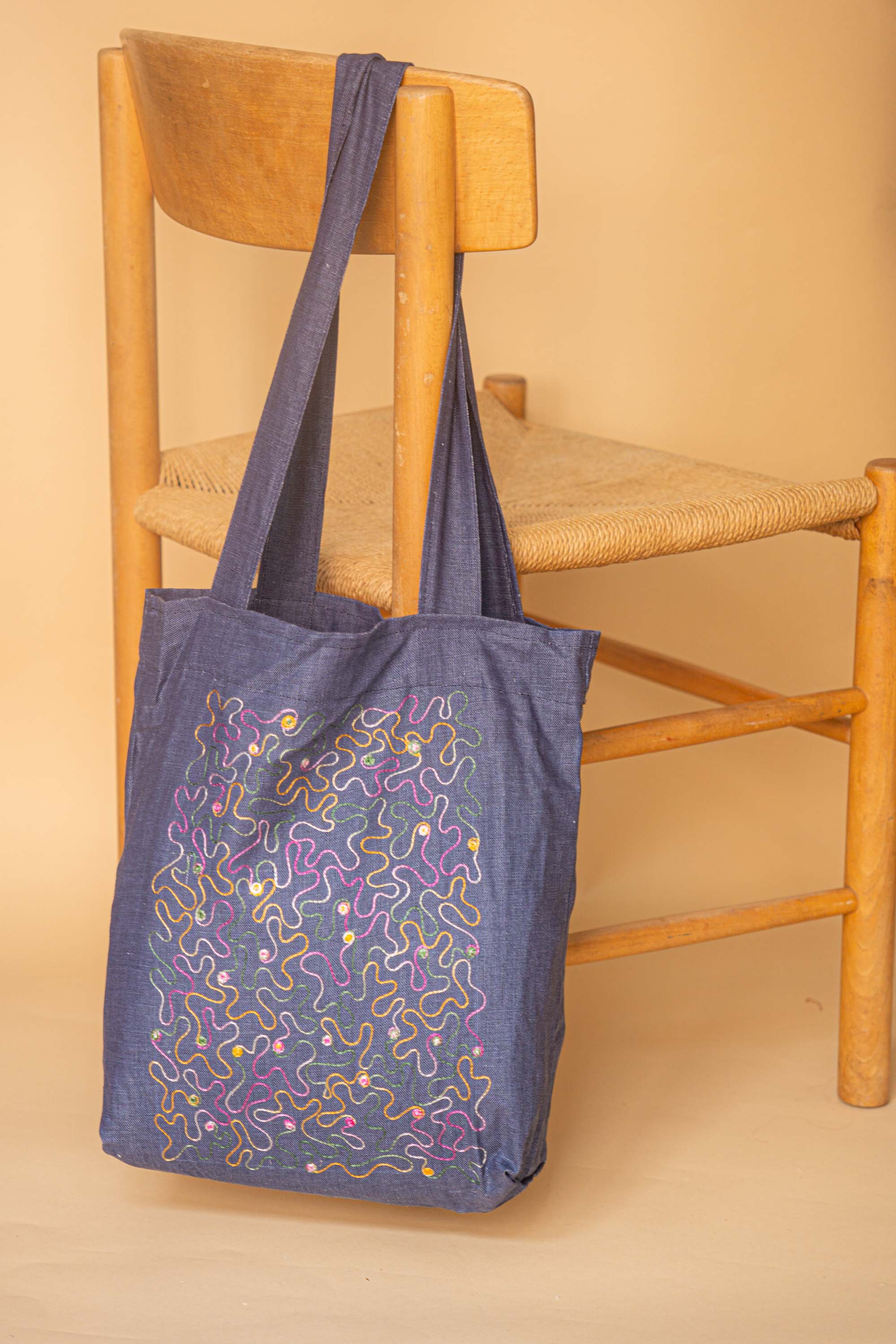 Tote bag with aghabani