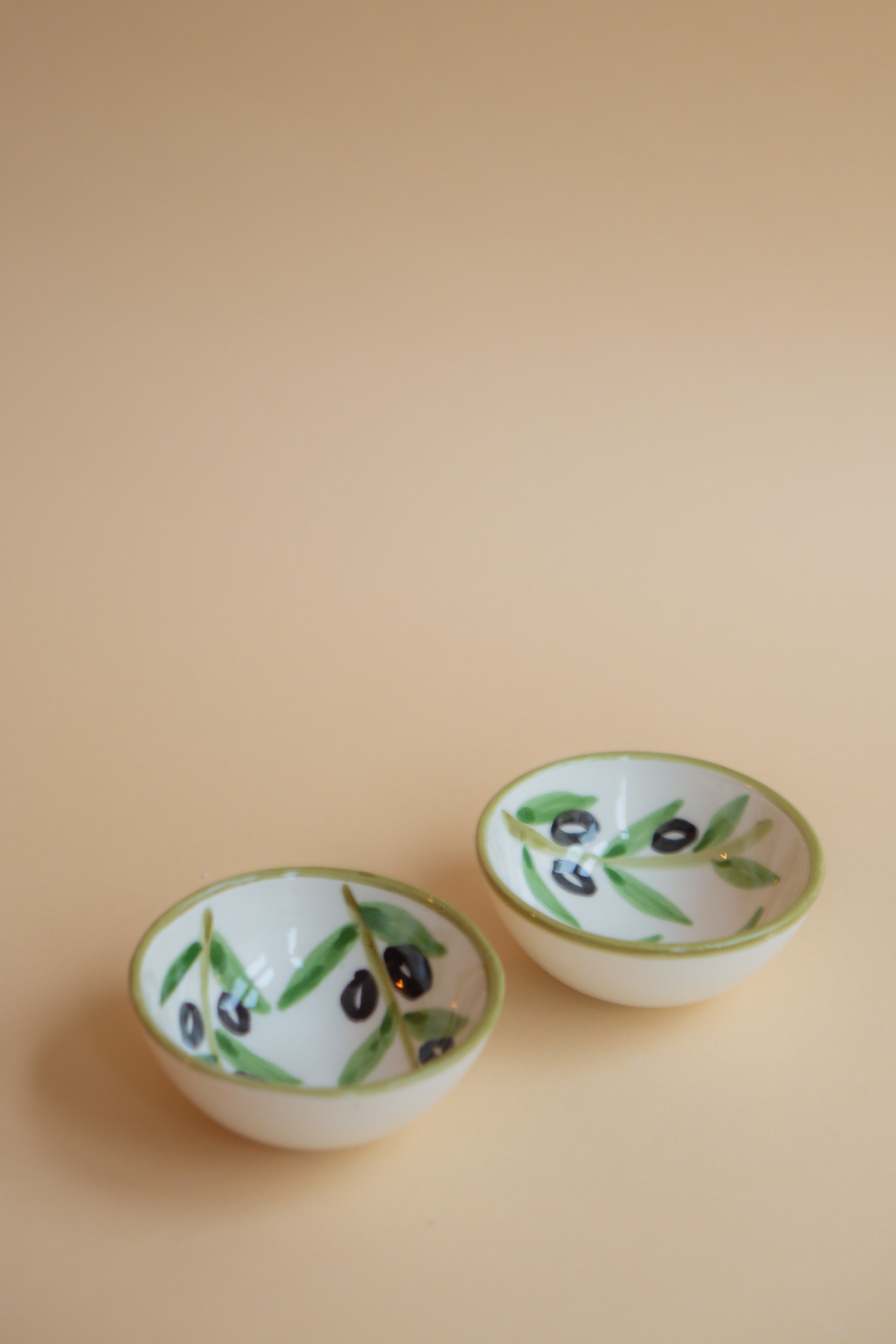 Small snack bowl with olive motif